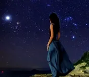 ბედის ვარსკვლავი, თინათინ, მღვდლიაშვილი