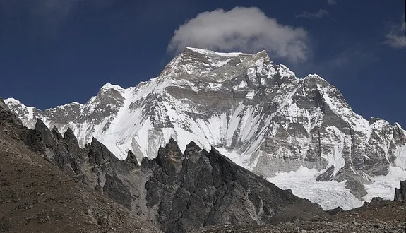 გიაჩუნგ-კანგი (Gyachung Kang) გიაჩუნგ-კანგი (Gyachung Kang)