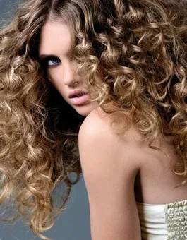 რჩევები თმის ქიმიურ დახვევამდე და დახვევის შემდეგ